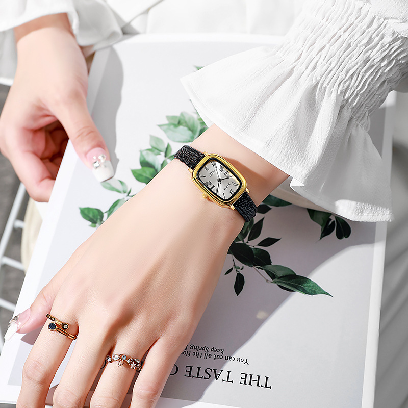 Reloj de cuarzo a la moda para - Luxury Watch With Leather Strap reseña y precio